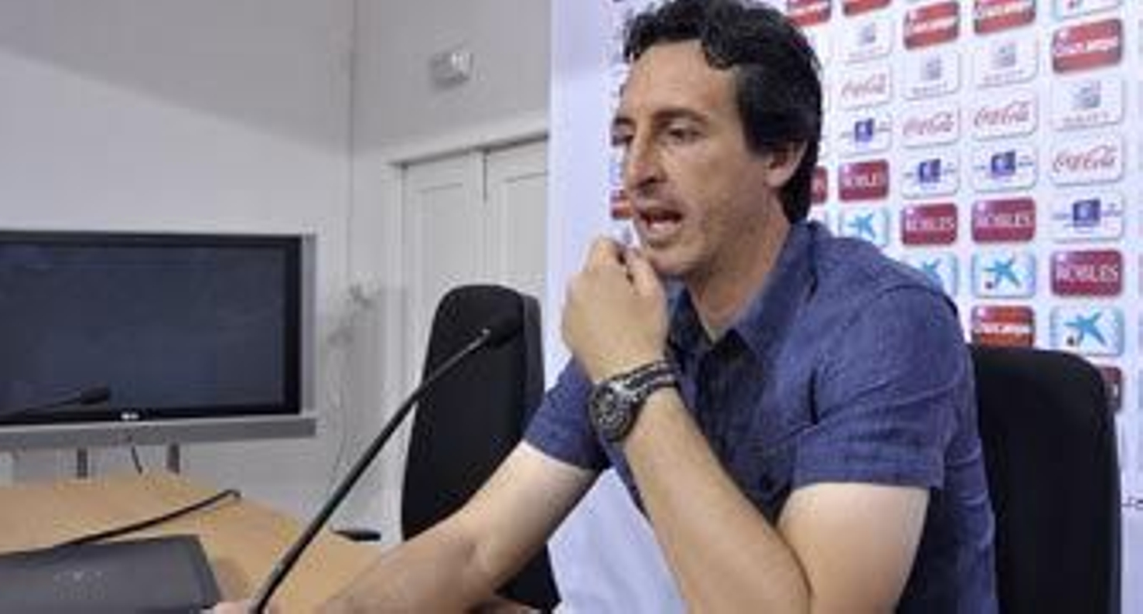 Emery aparta la alegría