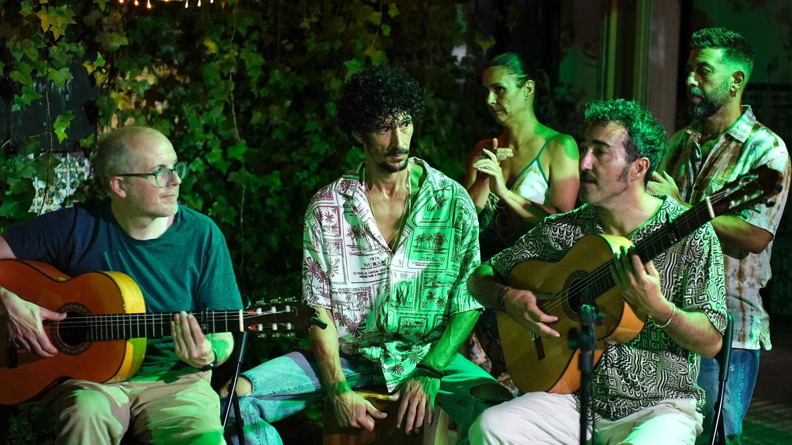 La actuación flamenca de Sirimusa en el patio de Barrio Vivo