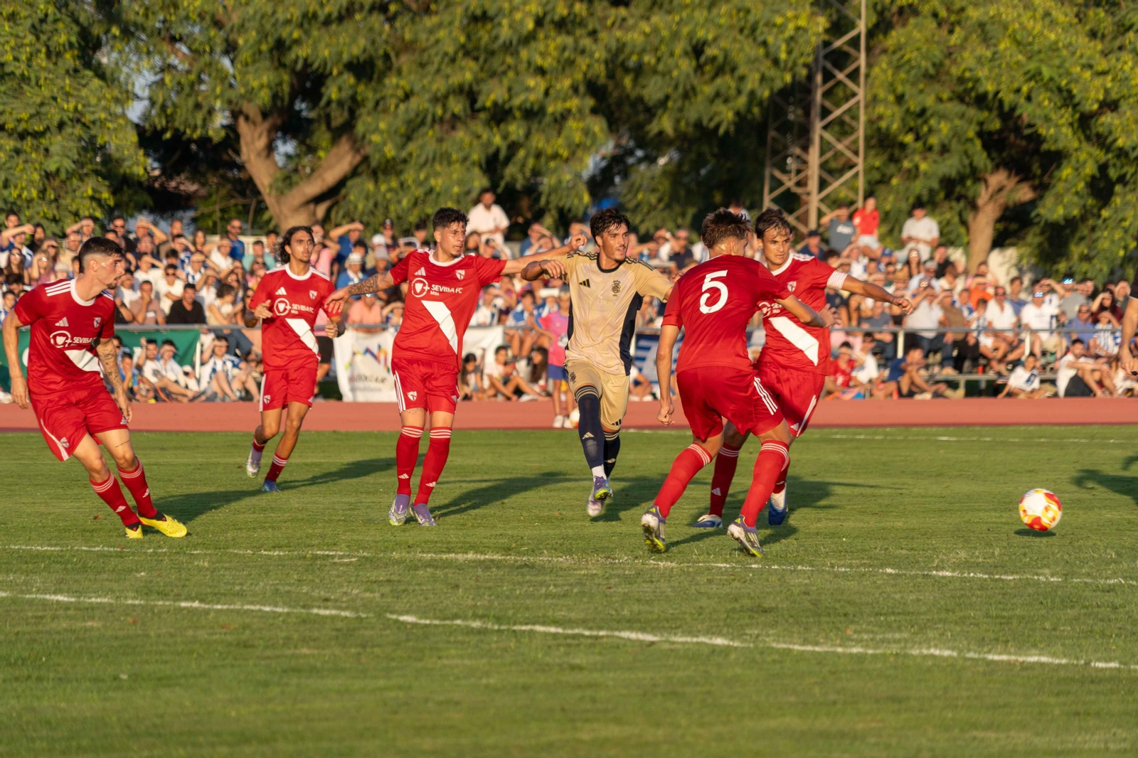 Imágenes del XXXIX Memorial Manuel González Rodríguez entre el Recreativo de Huelva - Sevilla Atlético