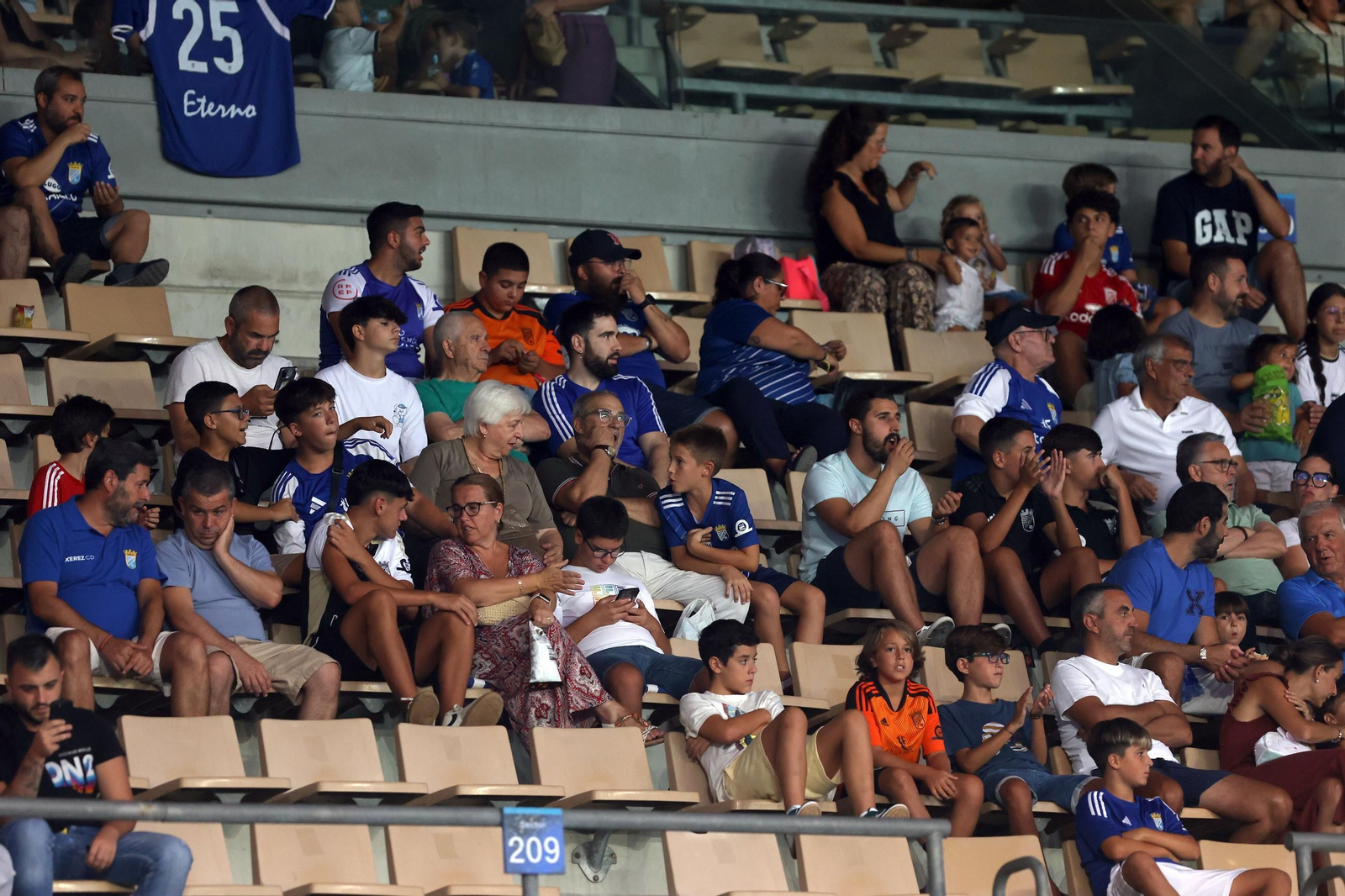 Búscate en el Trofeo Feria de la Vendimia entre el Xerez CD contra el Juventud Torremolinos en Chapín