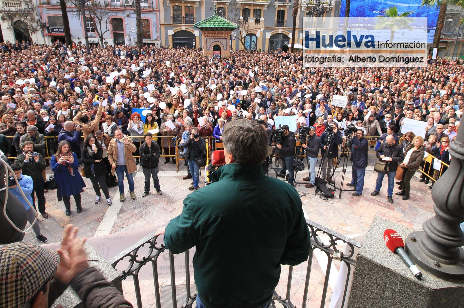 Imágenes de la manifestación contra la derogación de la prisión permanente revisable celebrada en Huelva