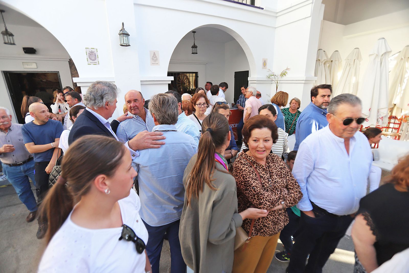 Imágenes del ambiente en las votaciones de la Hermandad del Rocío de Huelva