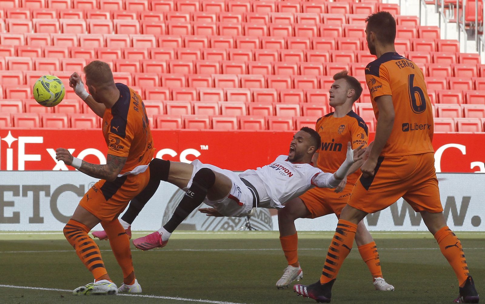 Las imágenes del Sevilla-Valencia