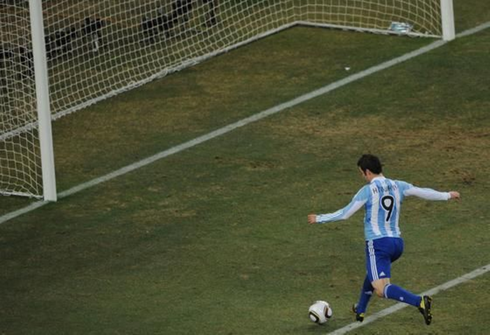 Argentina se medirá en cuartos de final a Alemania tras derrotar a México en octavos. / AFP