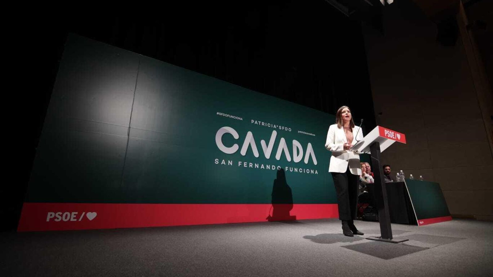 Cavada durante la asamblea del PSOE.
