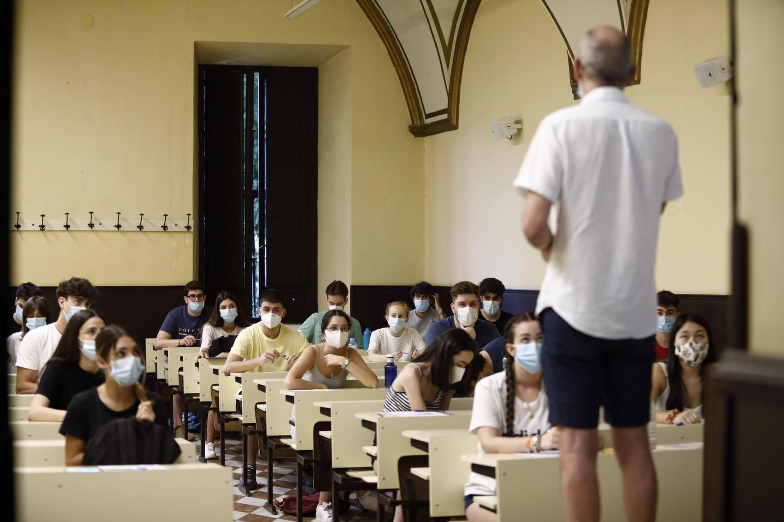 Estudiantes en la sede de Pevau de Derecho. Estudiantes en la sede de Pevau de Derecho.