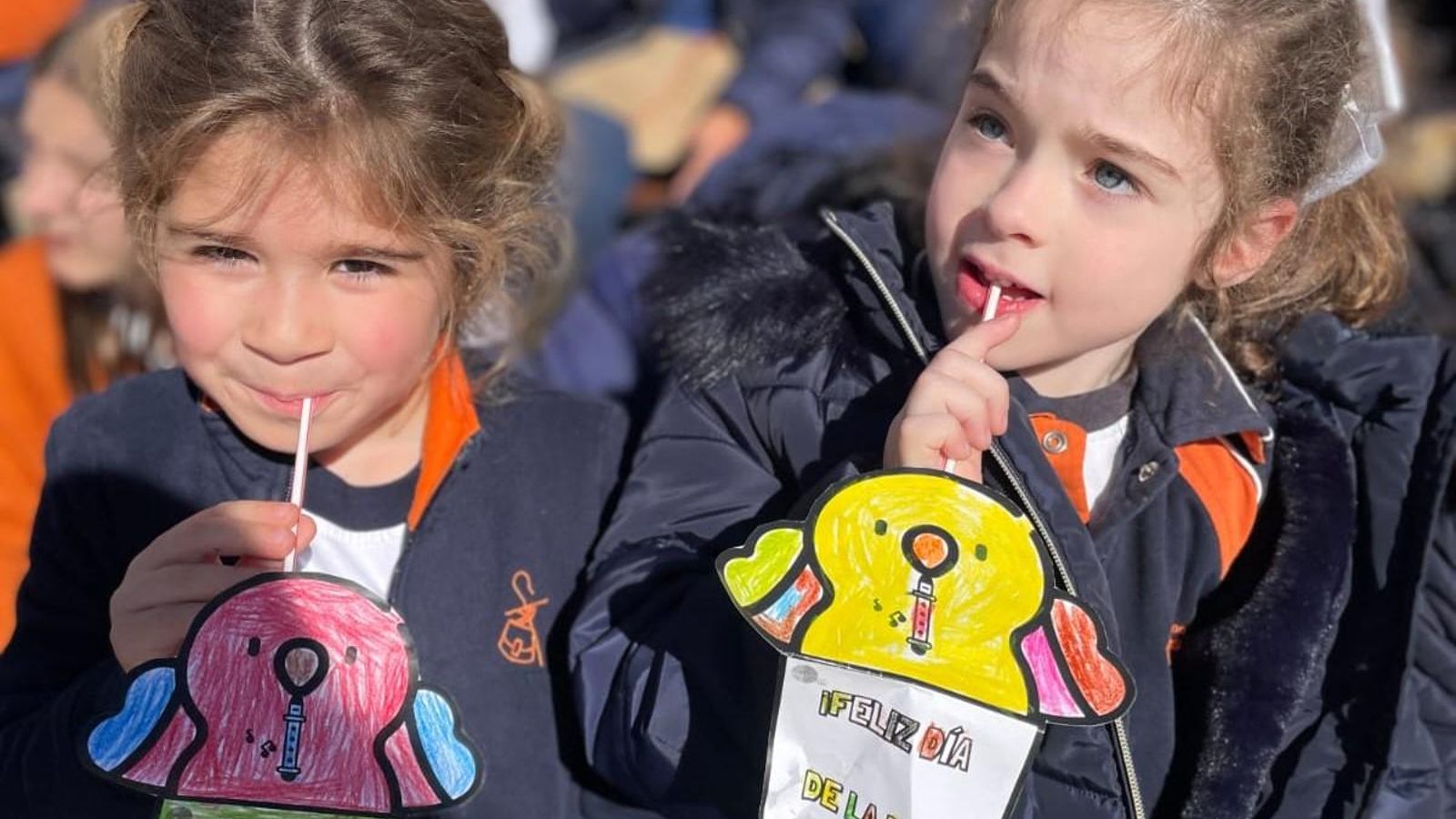 Alumnas del colegio Divina Pastora.