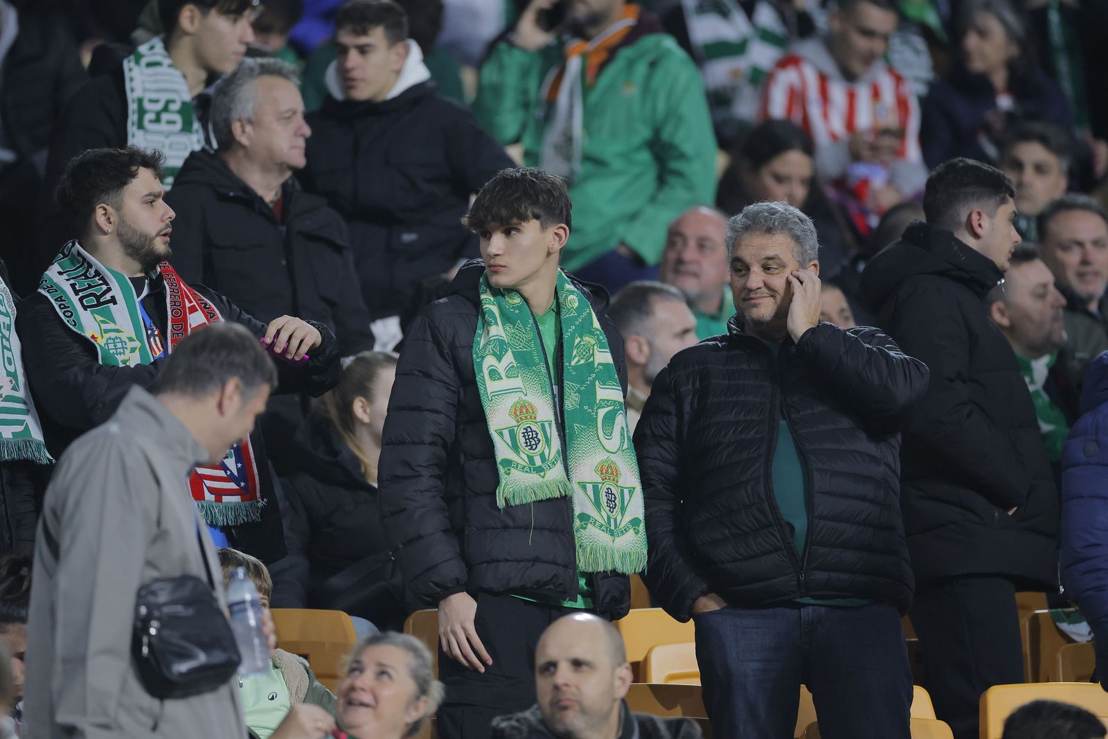 Búscate en las fotos del Betis - Atlético de Madrid