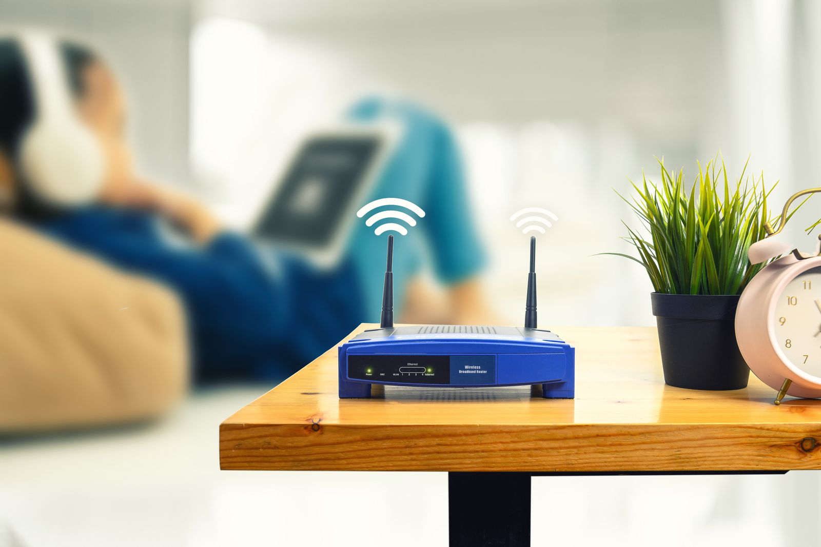 Trucos para mejorar el wifi en toda la casa (de la terraza al jardín)