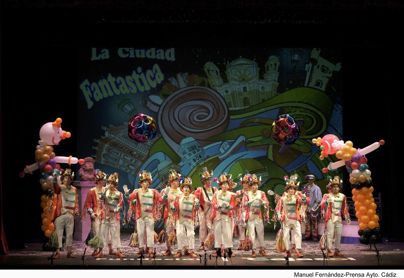 La comparsa 'La ciudad fantástica'
