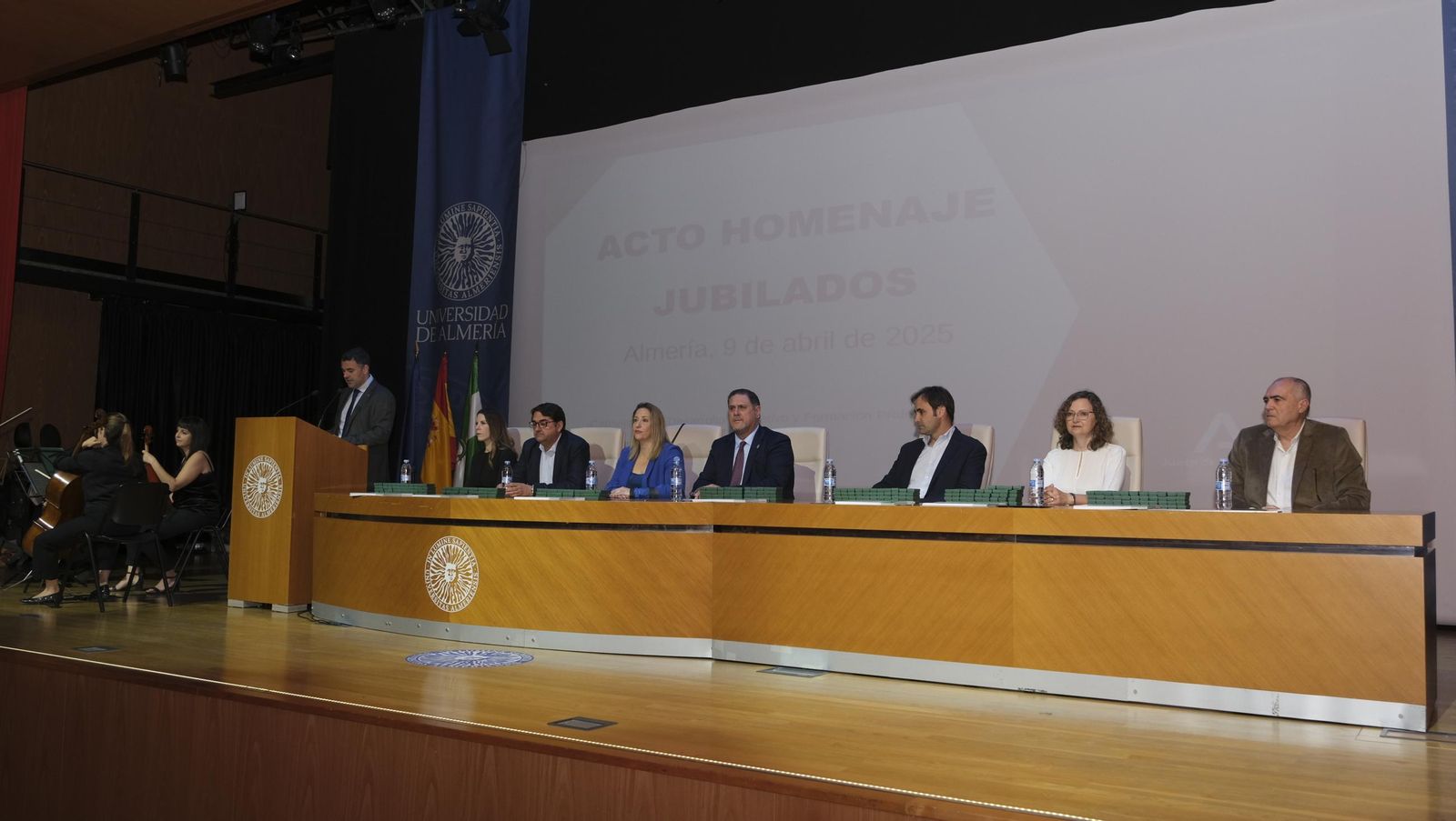 Las imágenes del homenaje a los docentes almerienses en su jubilación