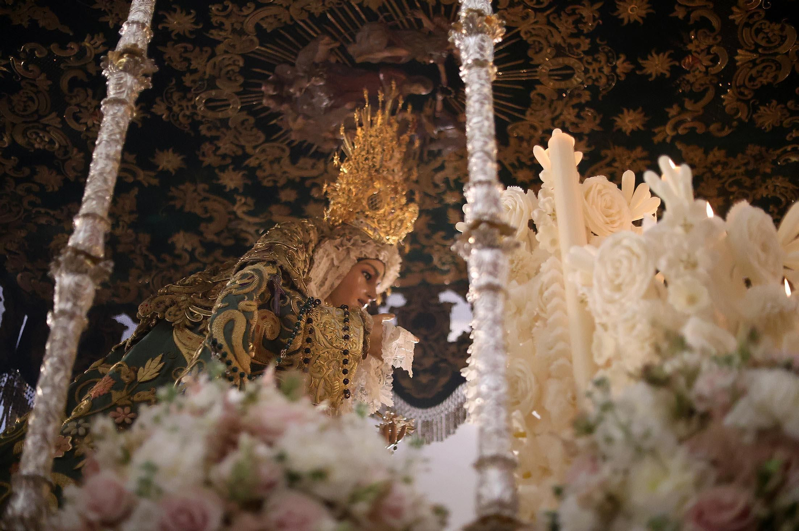 Imágenes de la procesión extraordinaria de la Virgen de la Esperanza por las calles de Huelva