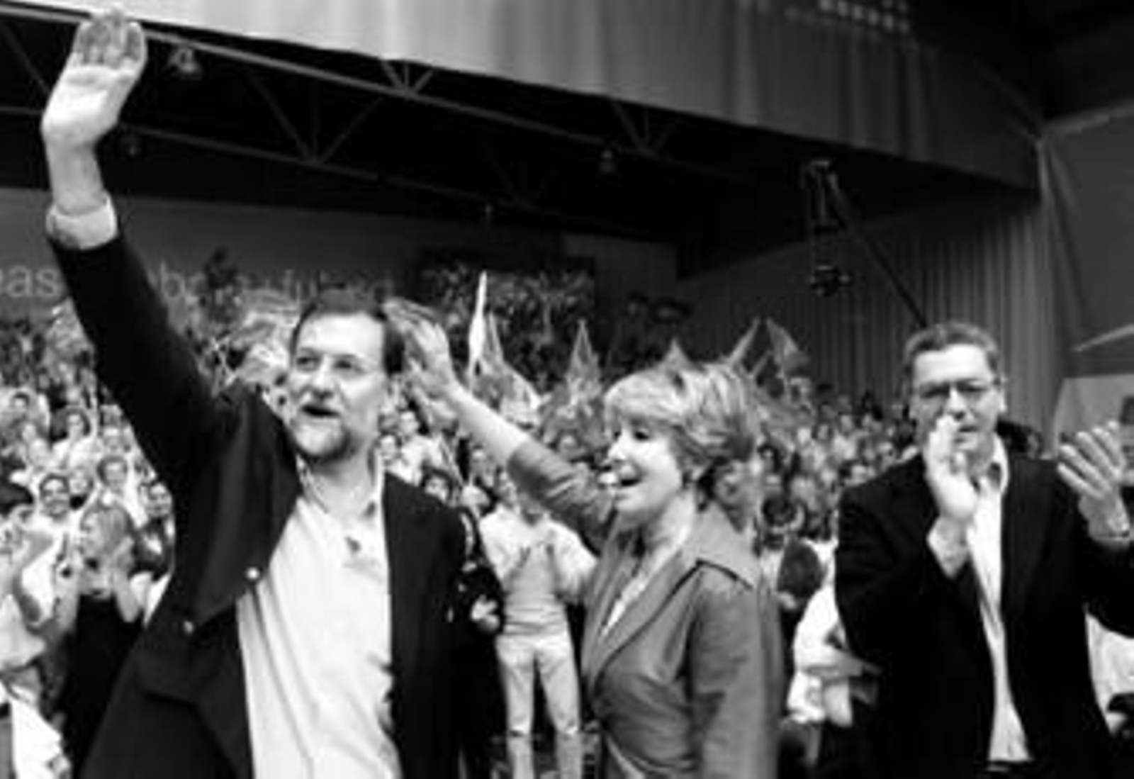 Rajoy, Aguirre y Gallardón, durante un acto electoral de las elecciones municipales de mayo de 2007.