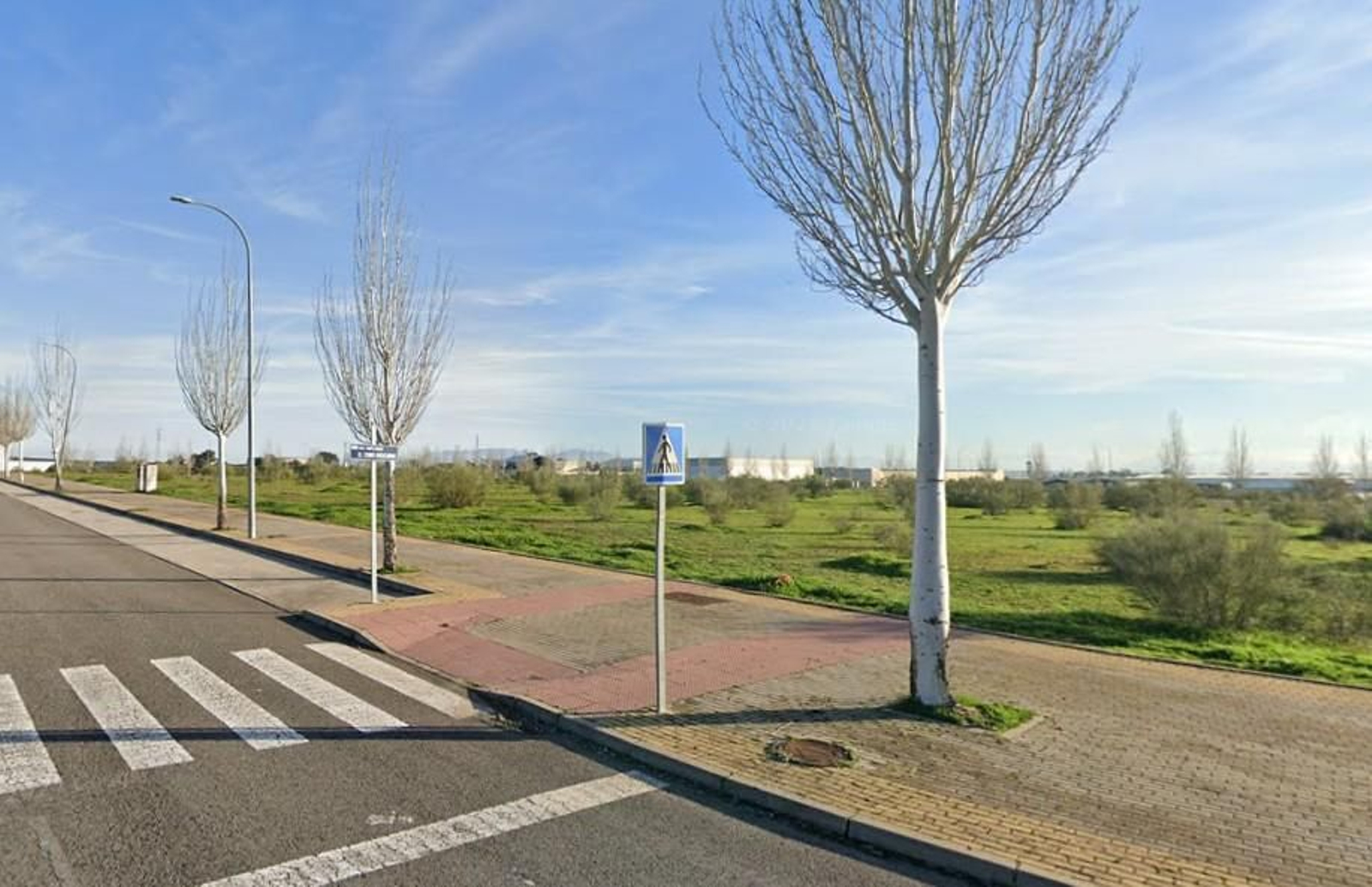 Una de las parcela sin ocupar de este polígono industrial.