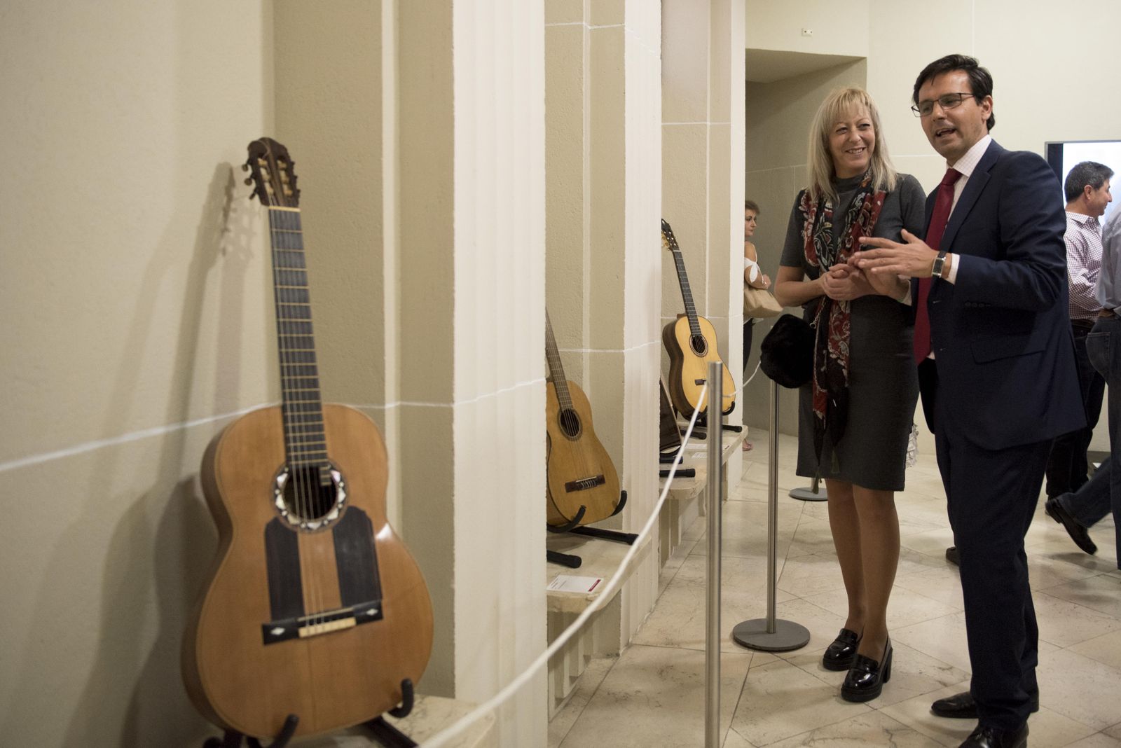 El miércoles se ofreció una fiesta de preinauguración de la muestra.