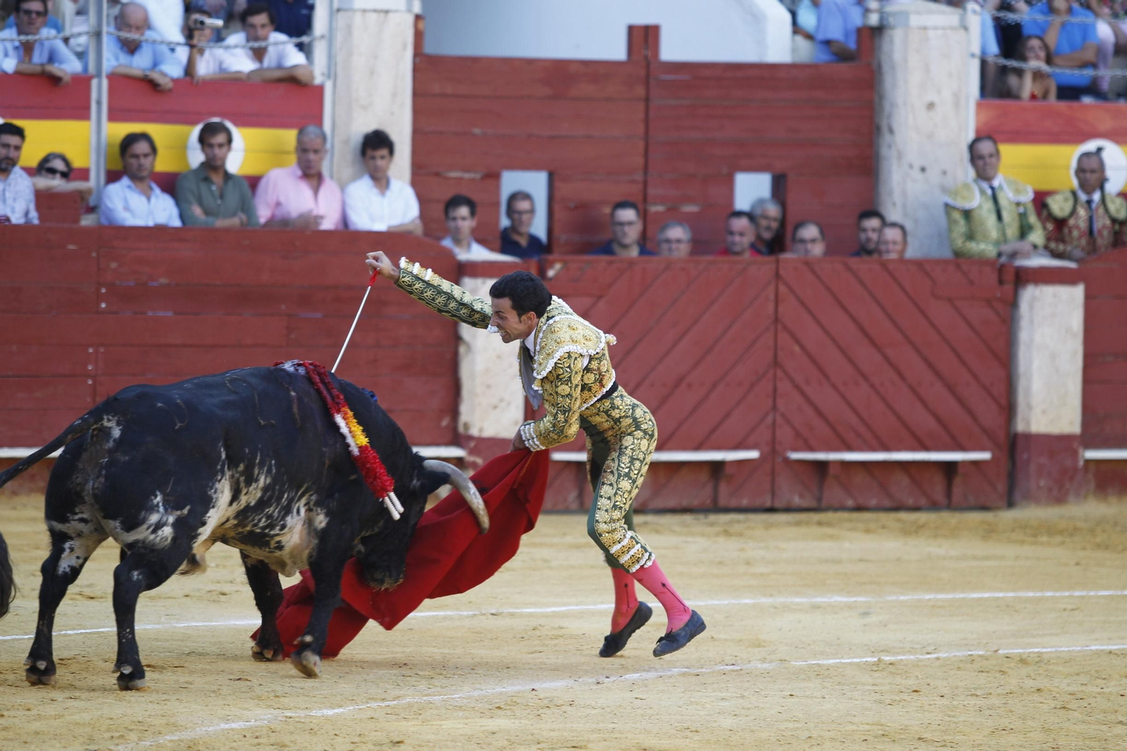 Fotogalería Primera Corrida de Toros. Feria de Almería 2019