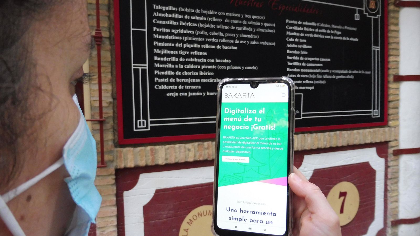 Herramienta sevillana para abrir una carta digital de un restaurante.