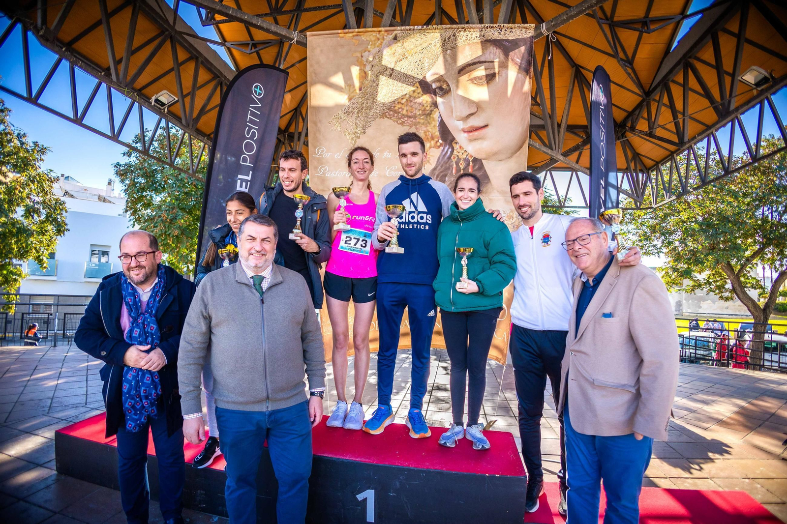 Gran ambiente en la Carrera Solidaria de la Divina Pastora en San Fernando
