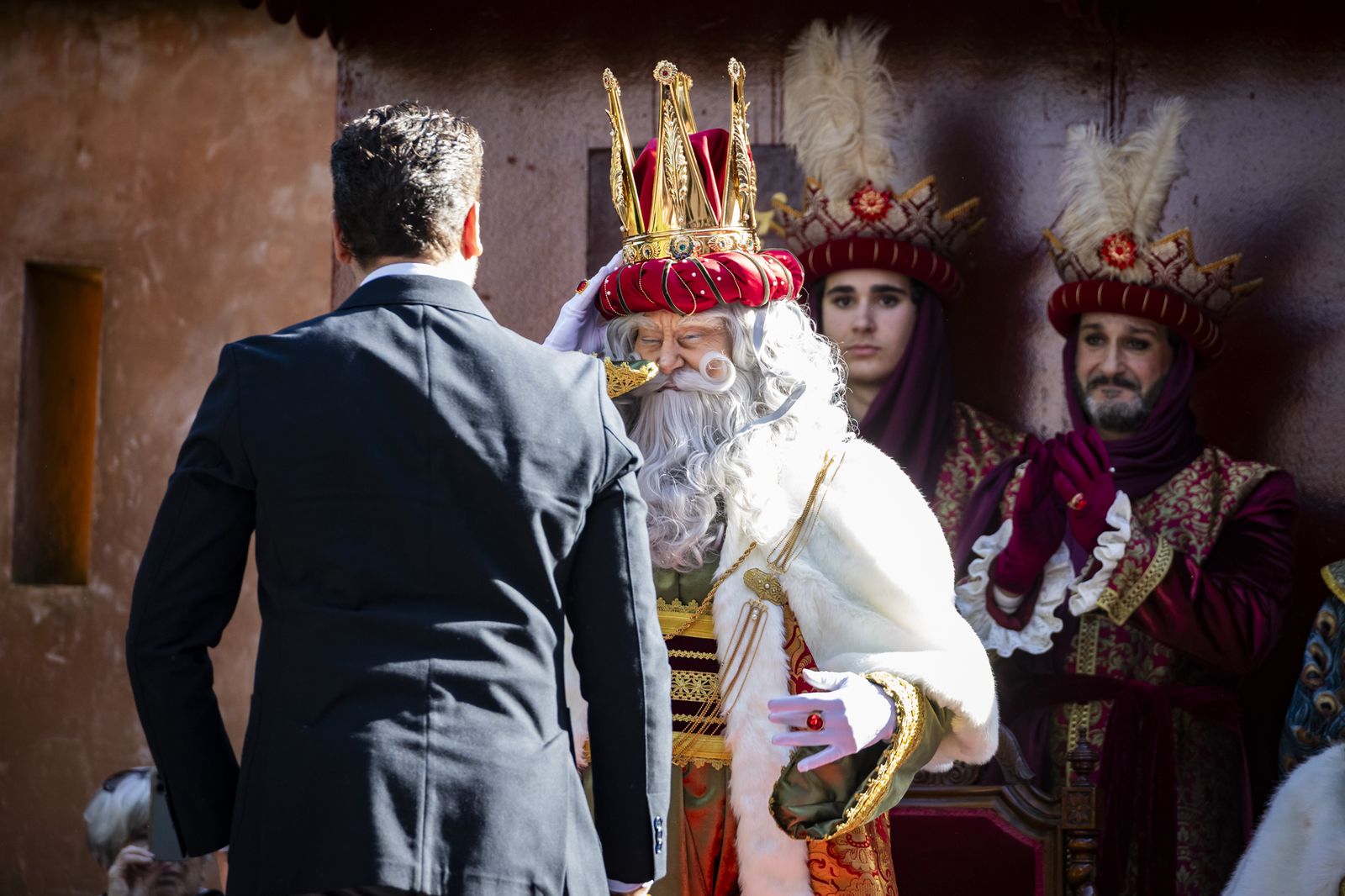 Los Reyes Magos son coronados un año más en el Alcázar de Jerez