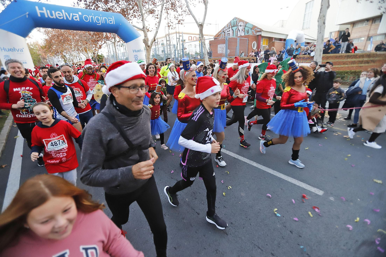 Imágenes de la XIII carrera de San Silvestre en Huelva