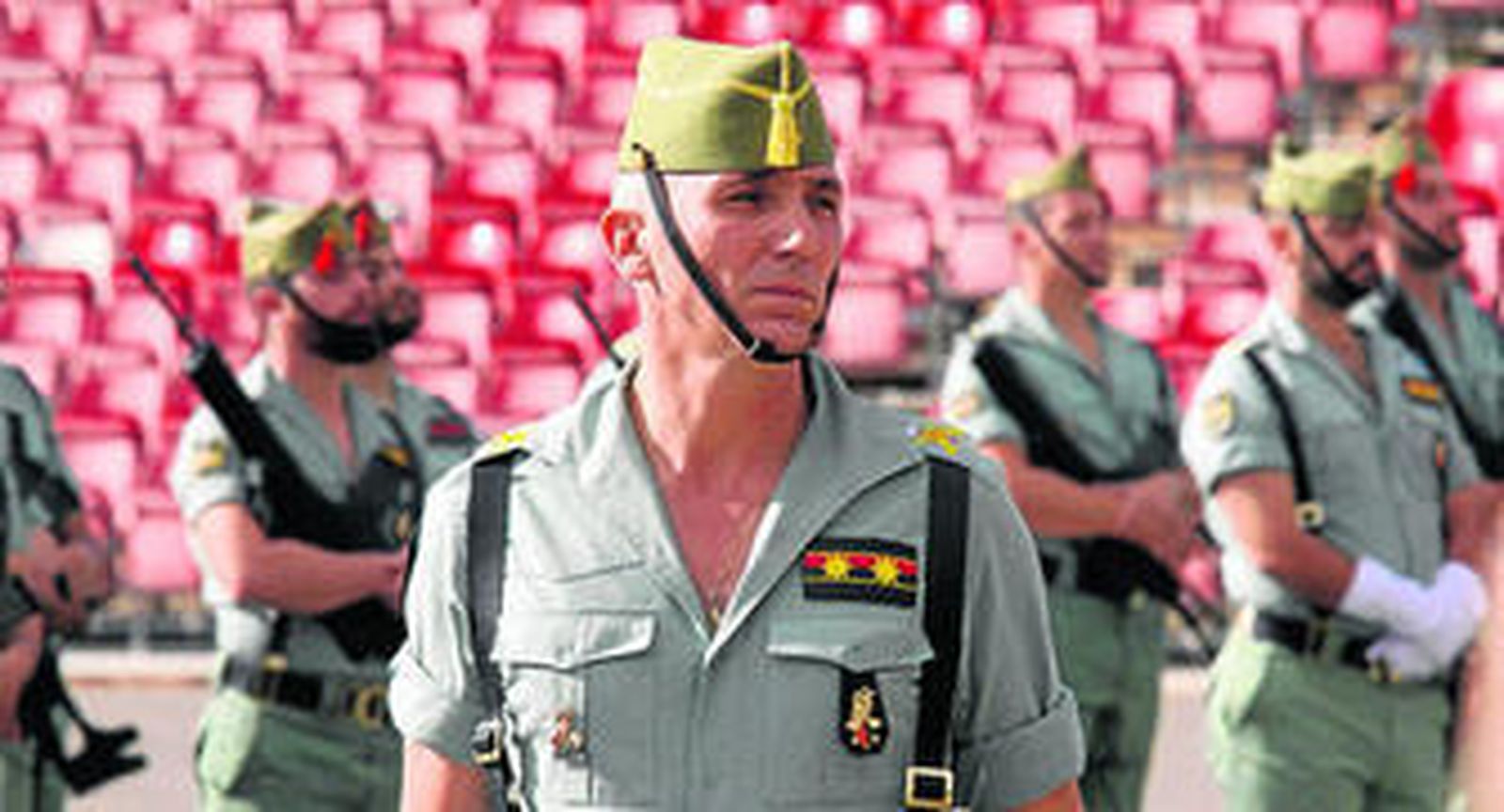 El teniente coronel Antonio Mongío manda el Grupo de Artillería de Campaña II de la Brigada de La Legión.