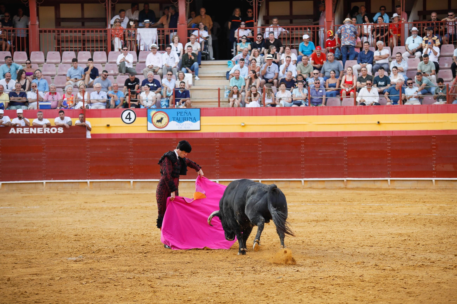 Imágenes de la corrida de toros en Roquetas de Mar