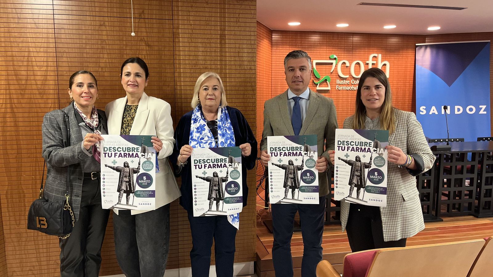 Presentación de las jornadas de apuertas abiertas en el Colegio de Farmacéuticos de Huelva.