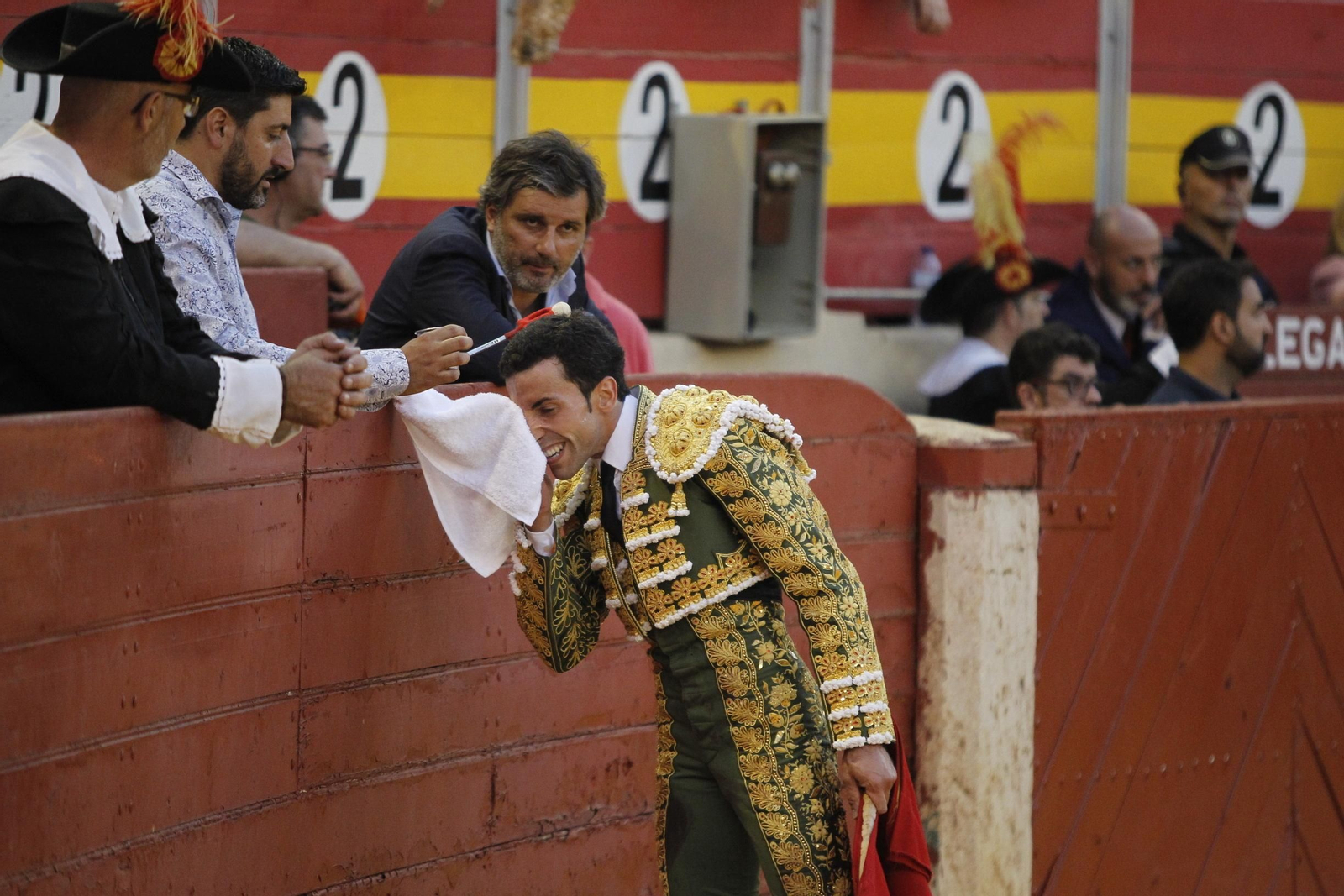 Fotogalería Primera Corrida de Toros. Feria de Almería 2019