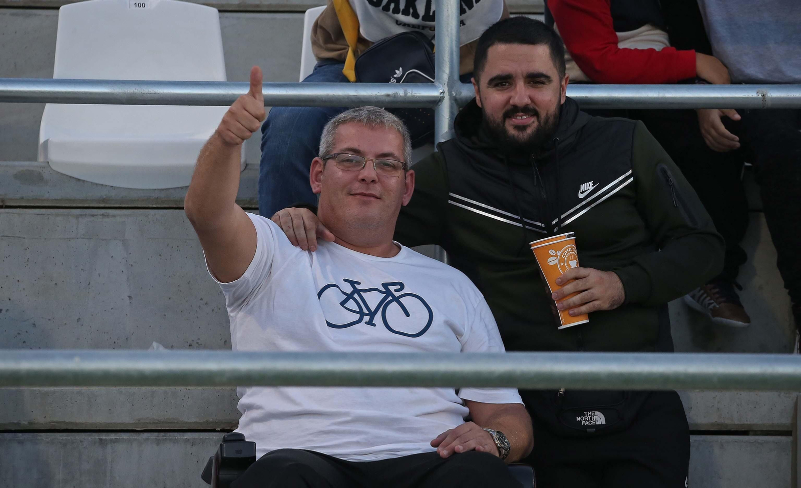 Búscate durante el Balona - Sevilla Atlético en el Ciudad de La Línea