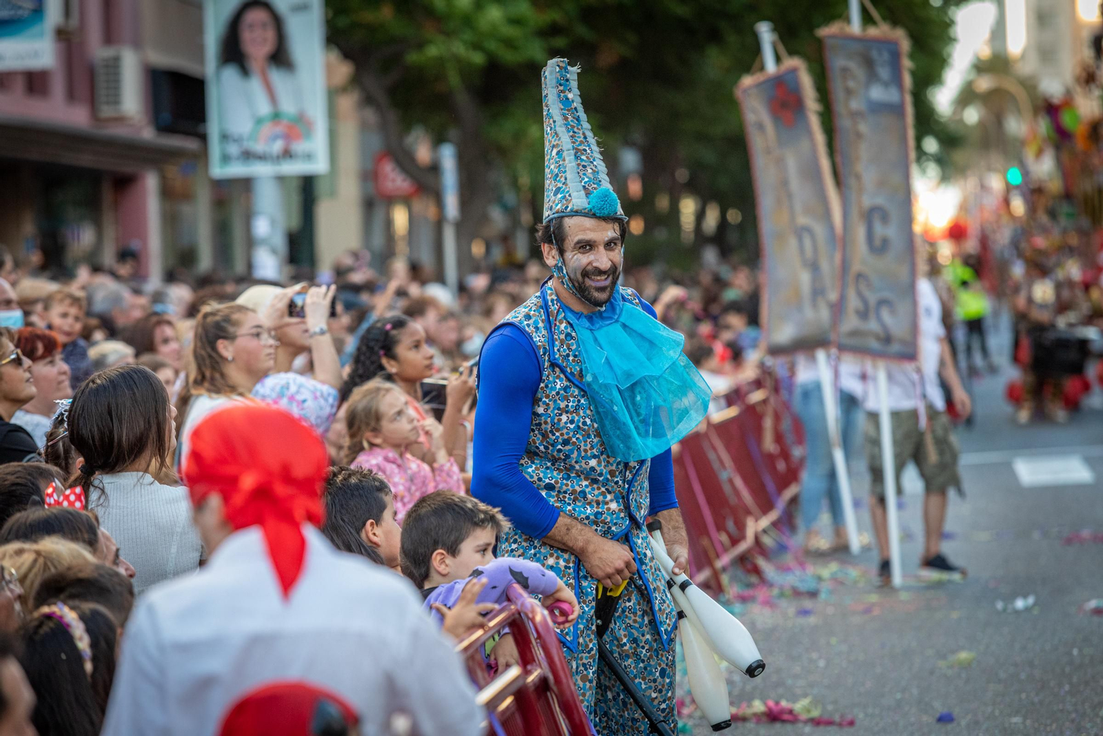 La cabalgata del Carnaval de Cádiz 2022, en imágenes