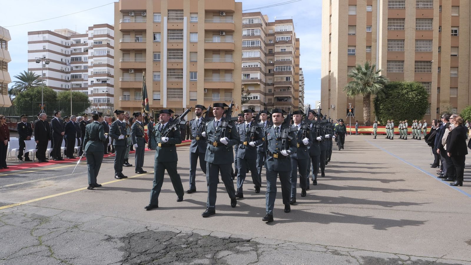 Las imágenes de la toma de posesión del nuevo coronel jefe de la Guardia Civil de Almería