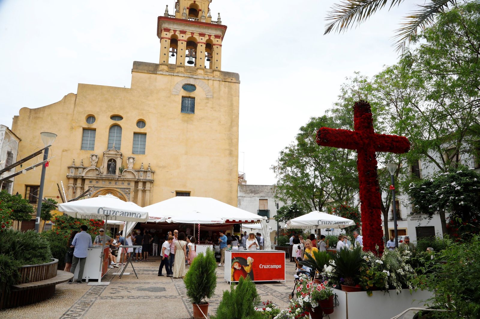 El domingo de Cruces de Córdoba, en imágenes