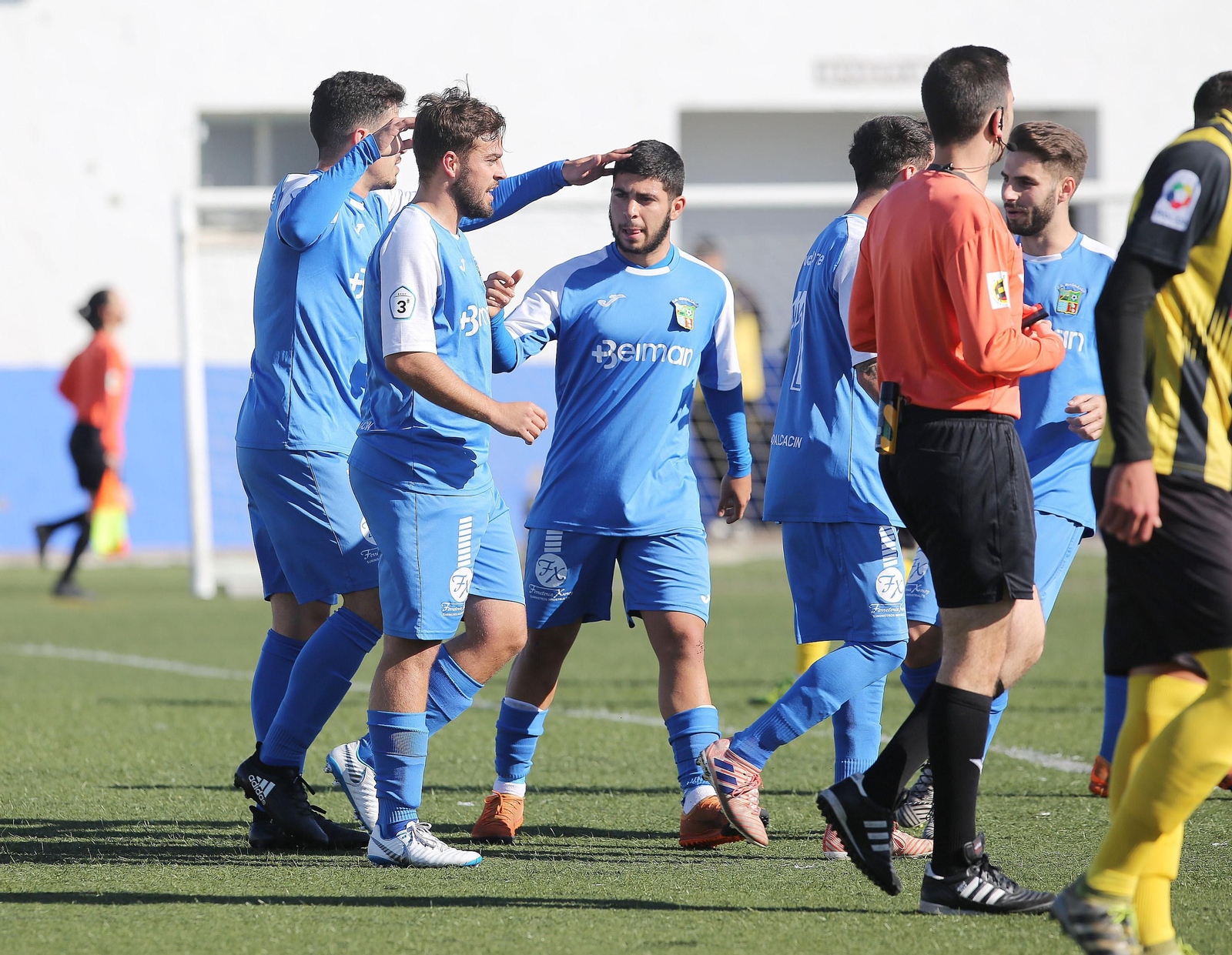 Rosales vuelve al equipo y Fernando también puede ser titular. Rosales vuelve al equipo y Fernando también puede ser titular.