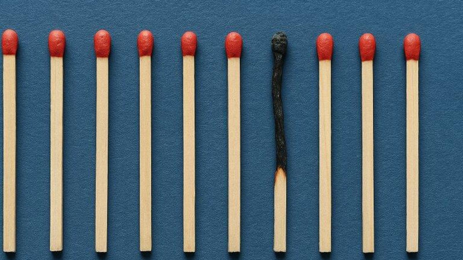 Metáfora del 'burnout' con cerillas. Metáfora del 'burnout' con cerillas.