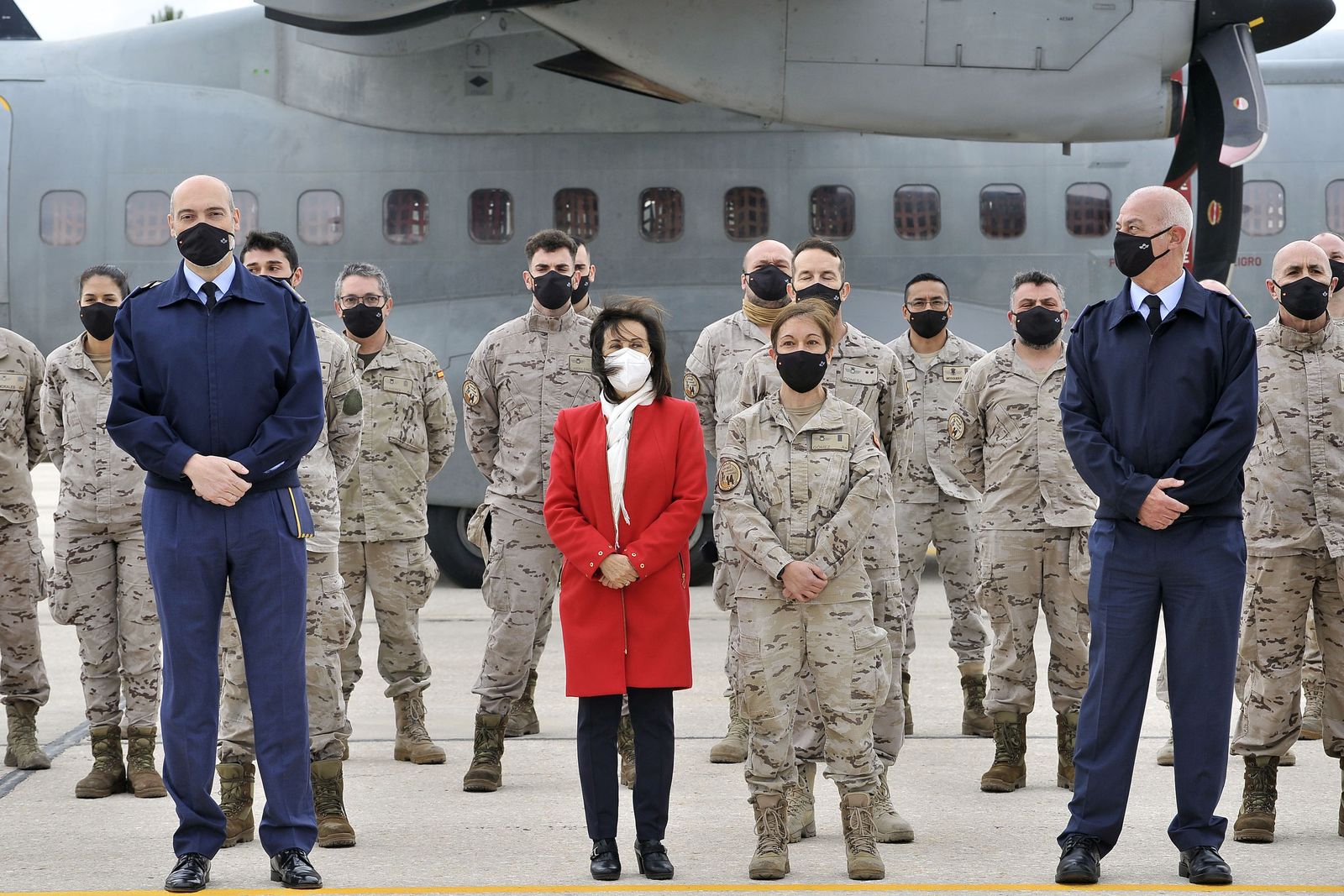 Margarita Robles, durante una visita al Instituto Hidrográfico de la Marina en Cádiz