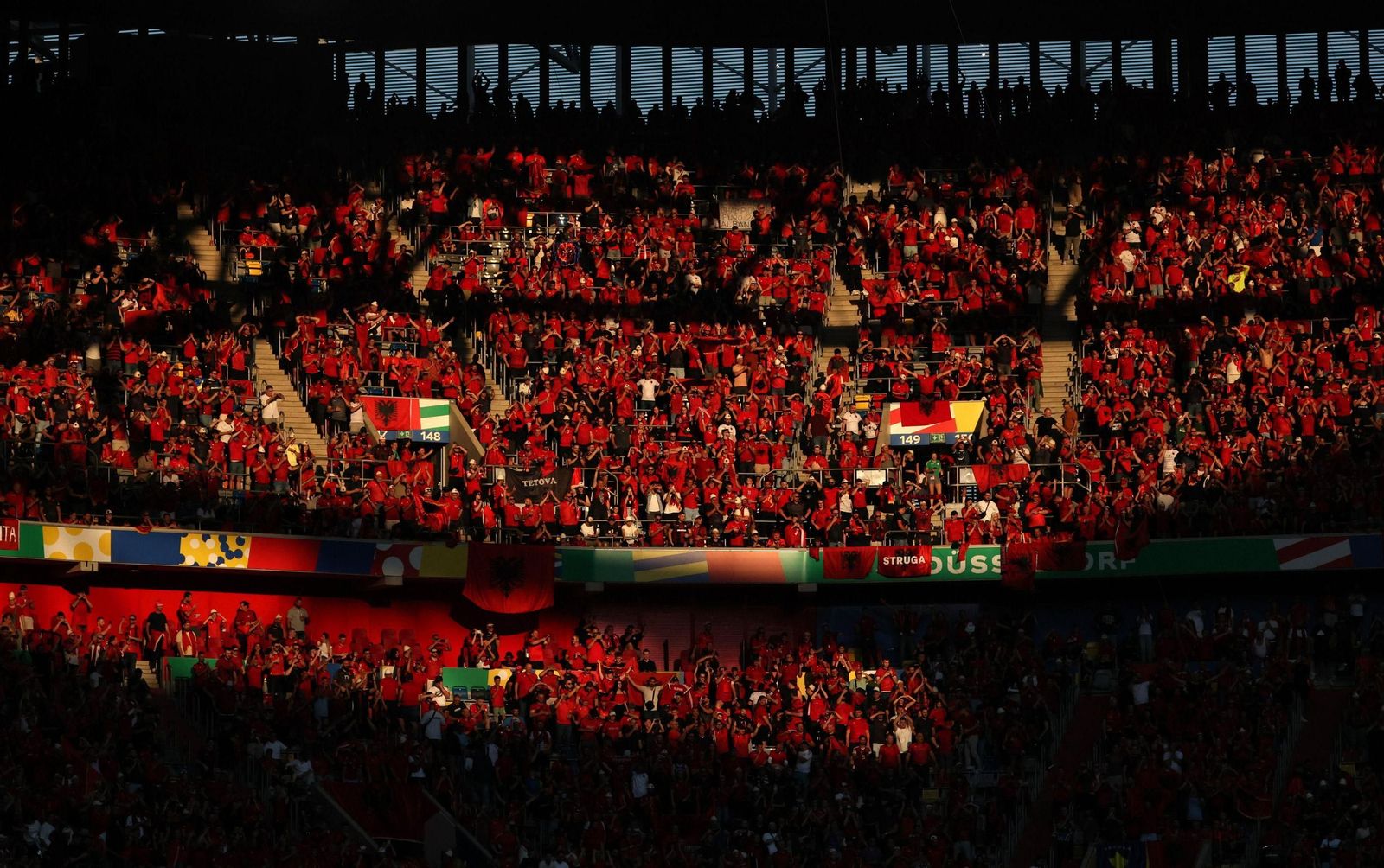 Las fotos del Albania - España