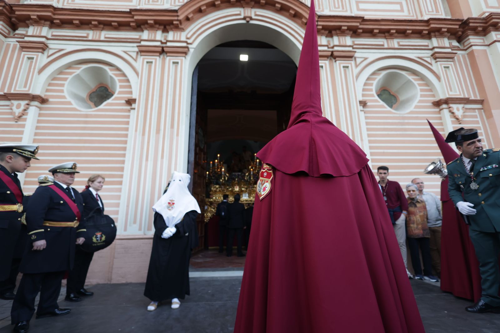 La Hermandad de los Judíos en la Semana Santa de Huelva 2023, en imágenes