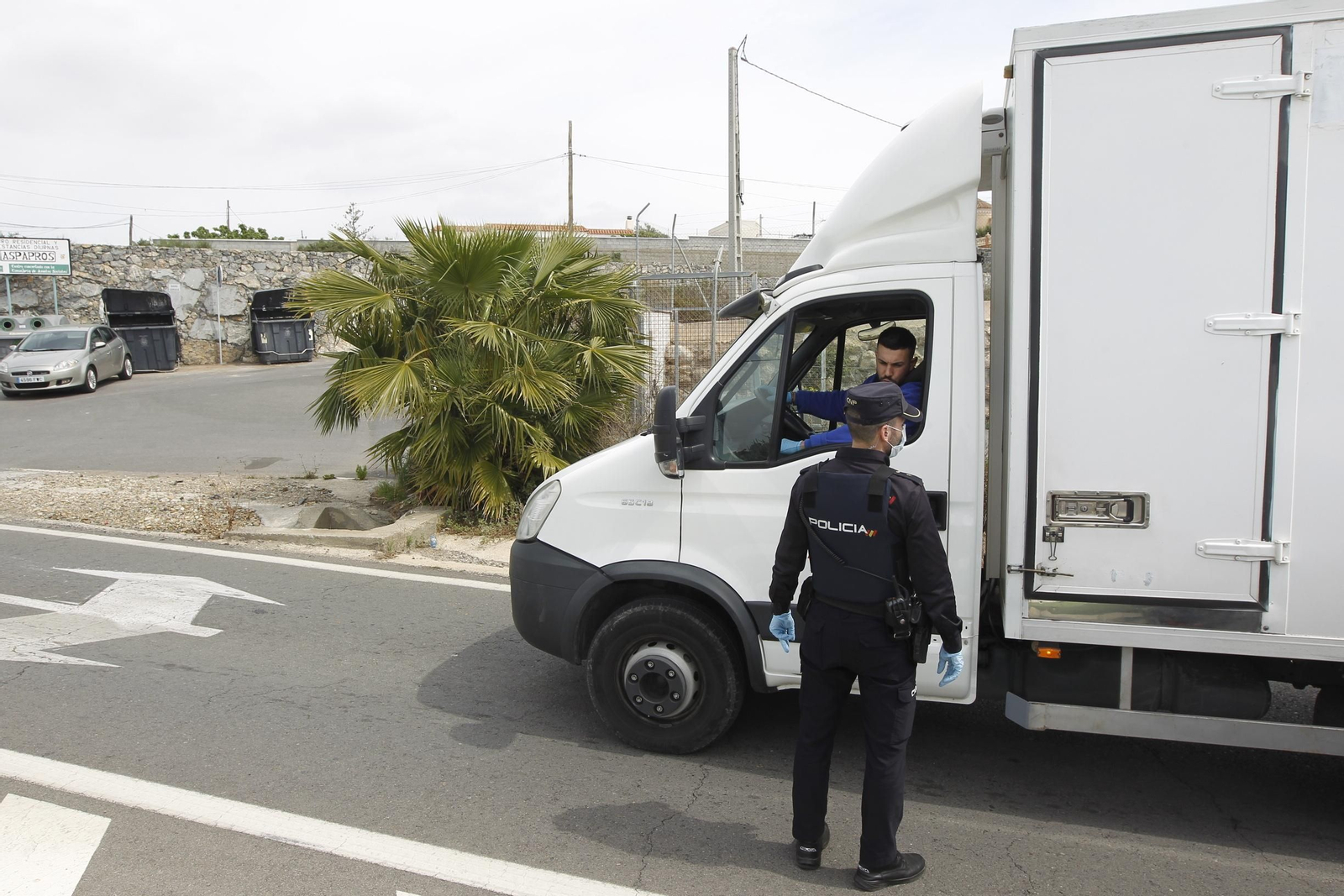 Fotogalería actuación INFOCA y UME por el coronavirus en Almería. Covid-19