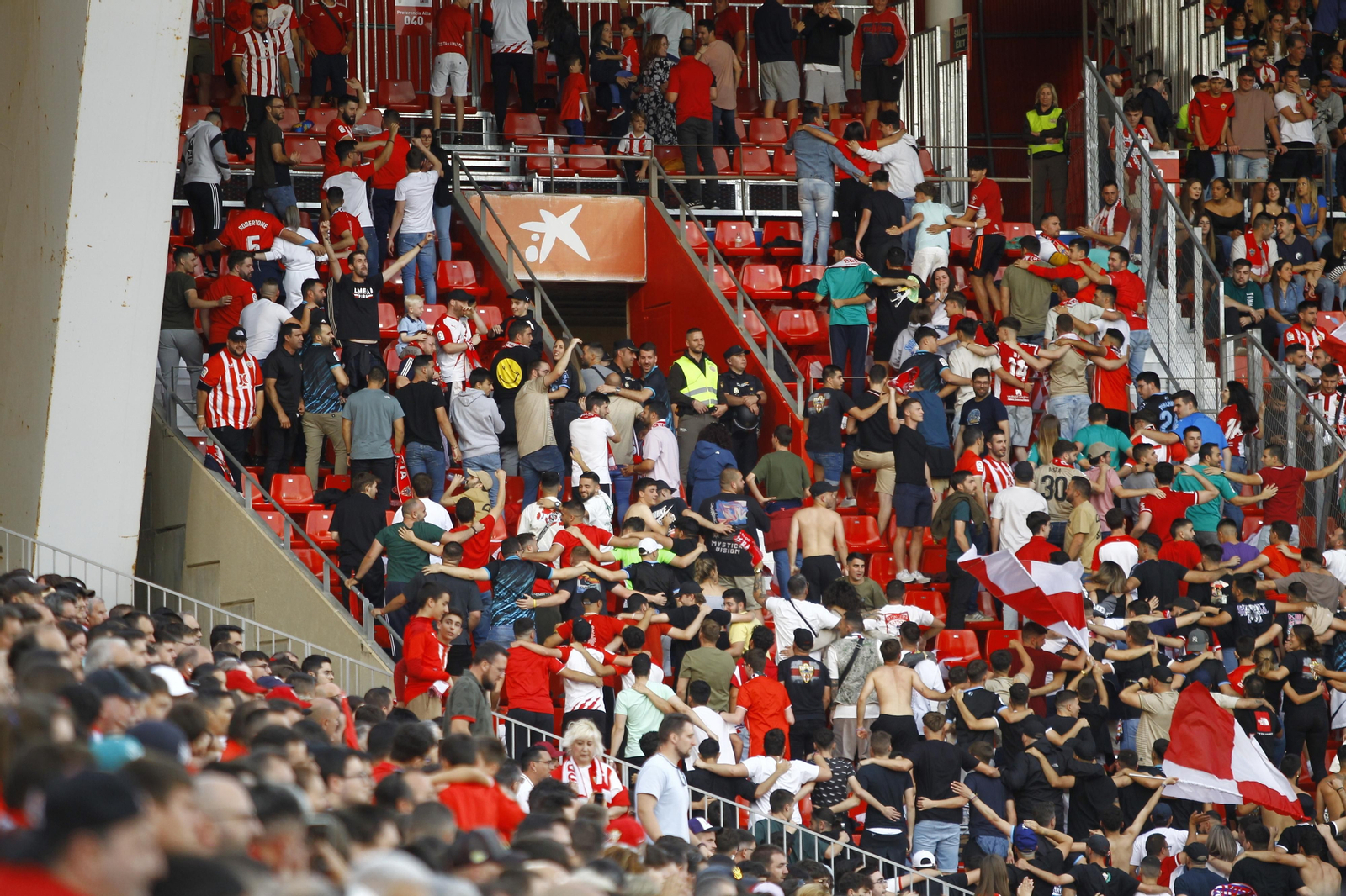 Imágenes del partido U.D. Almería-R.C.D. Mallorca