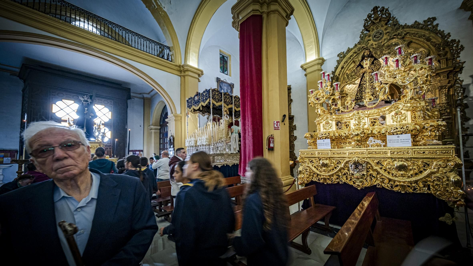 Las imágenes de los preparativos de la Semana Santa de San Fernando Las imágenes de los preparativos de la Semana Santa de San Fernando