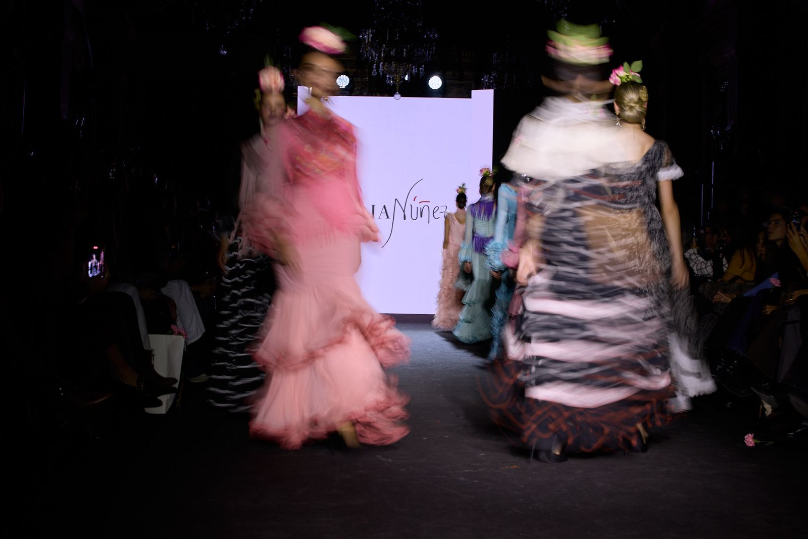 El desfile de flamenca Pol Núñez en We Love Flamenco 2026, todas las fotos