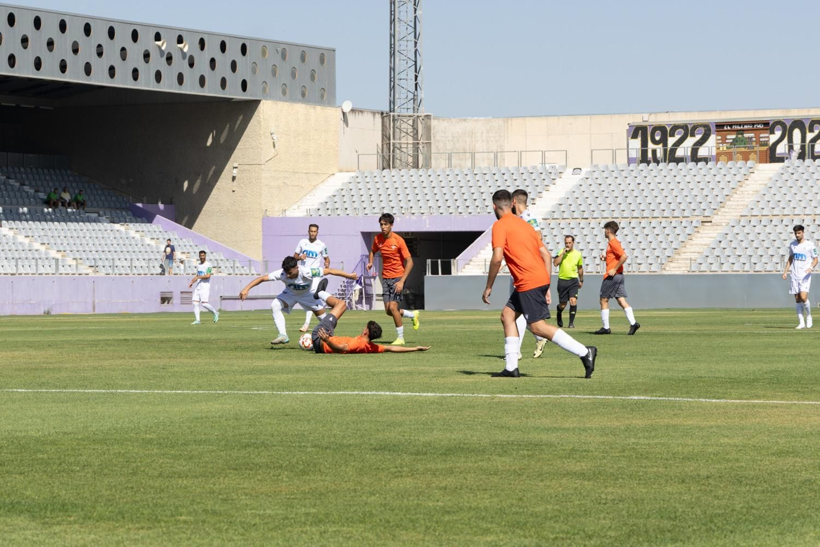 El amistoso entre Real Jaén y su juvenil de Liga Nacional, en imágenes