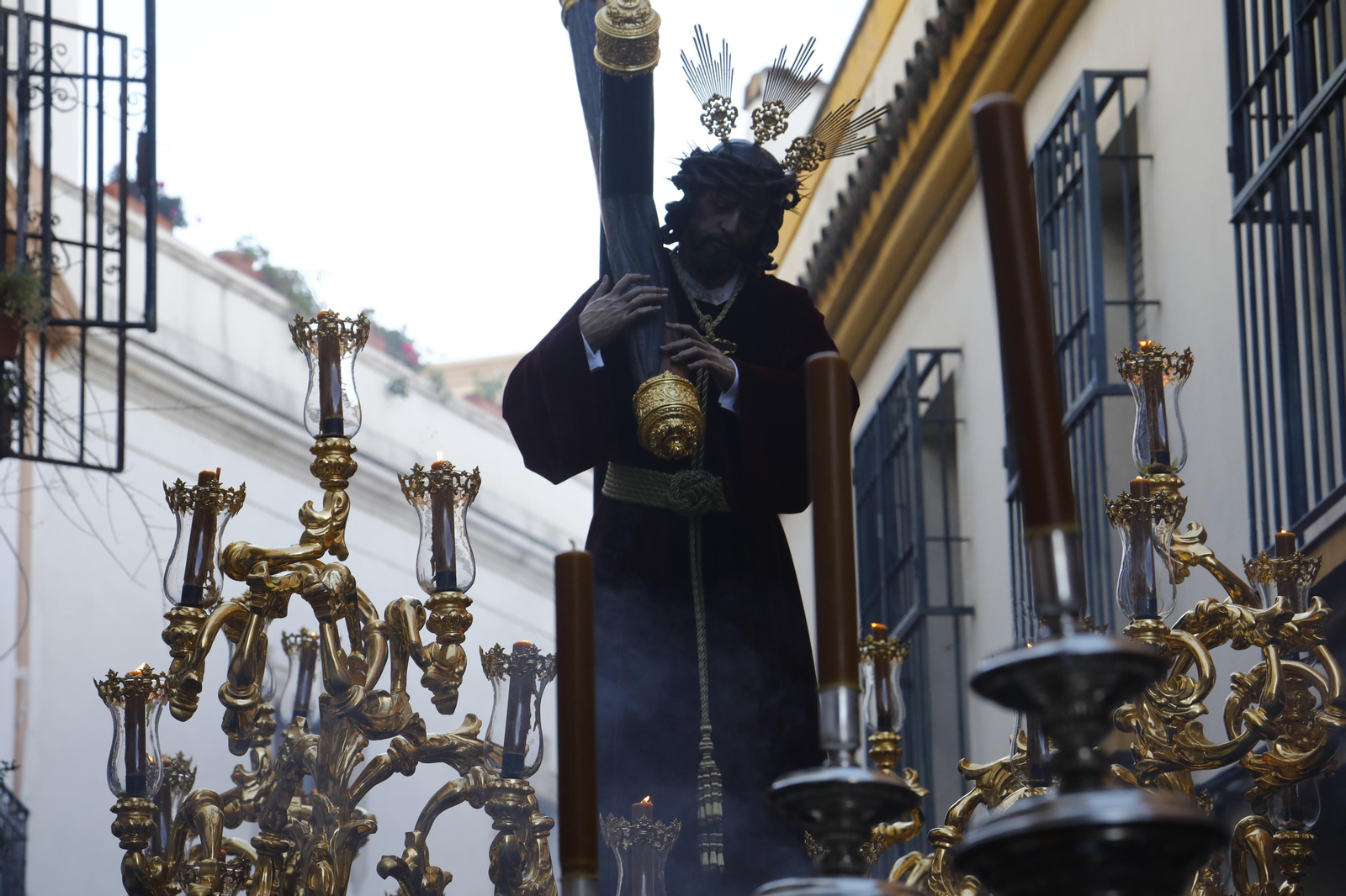 La salida del Señor del Buen Suceso hacia la Catedral, en imágenes