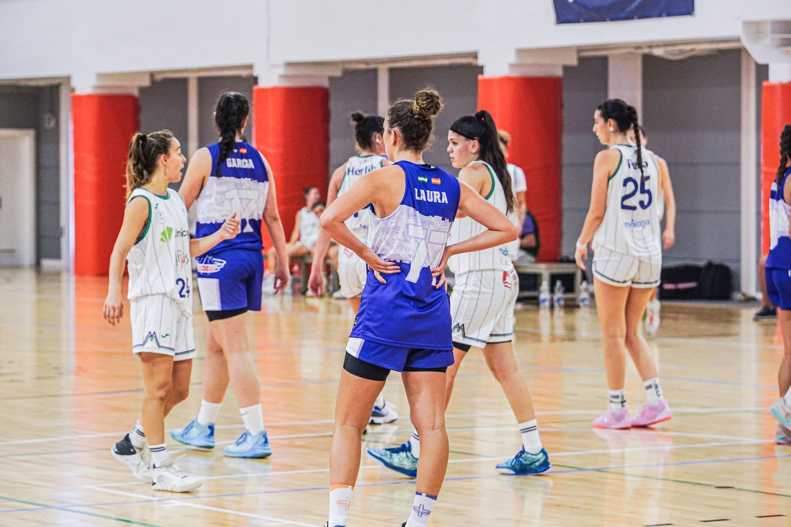 El Unicaja Mijas cierra en Granada una pretemporada invictas