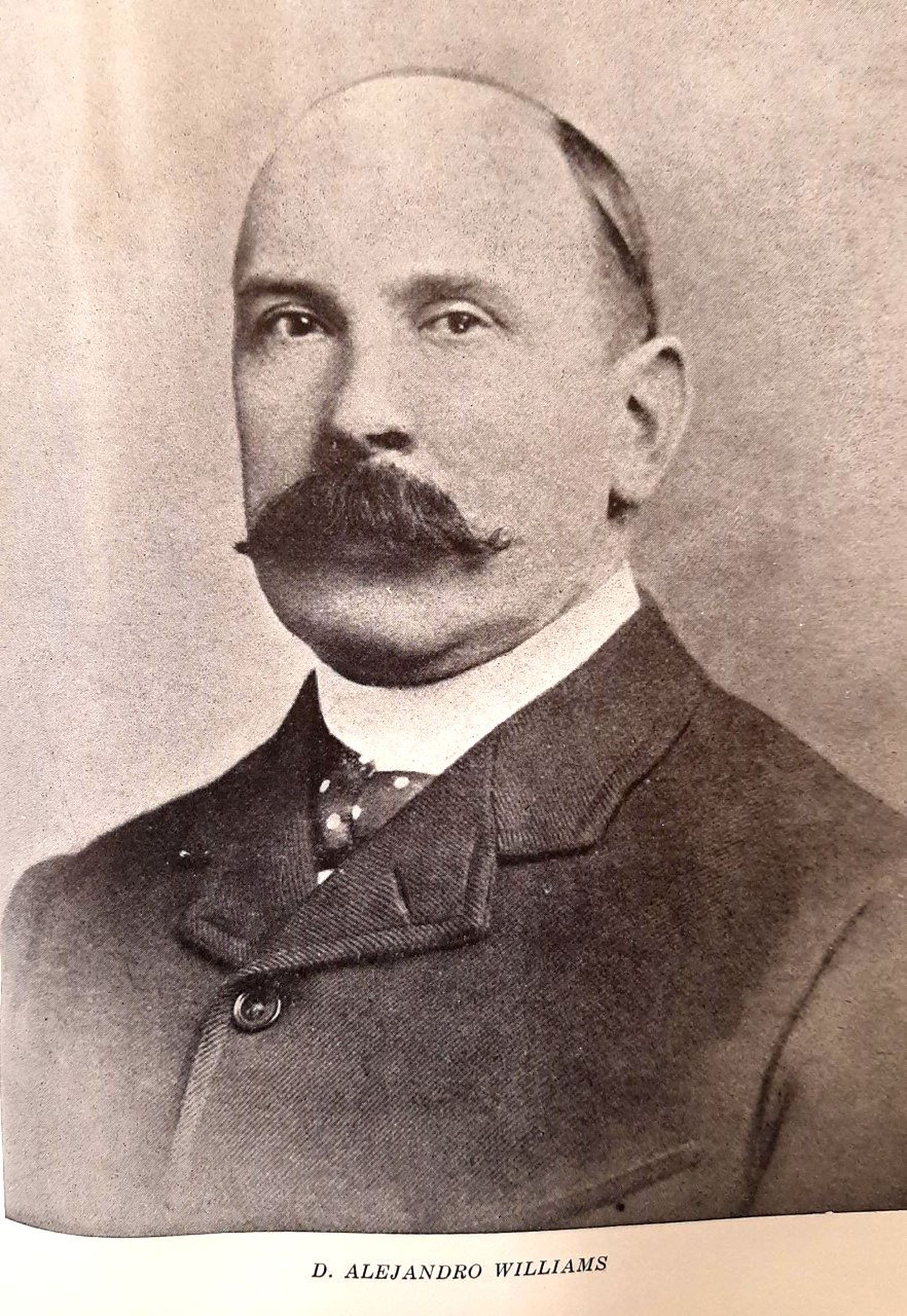 Retrato de Alexander Dingwall Williams.