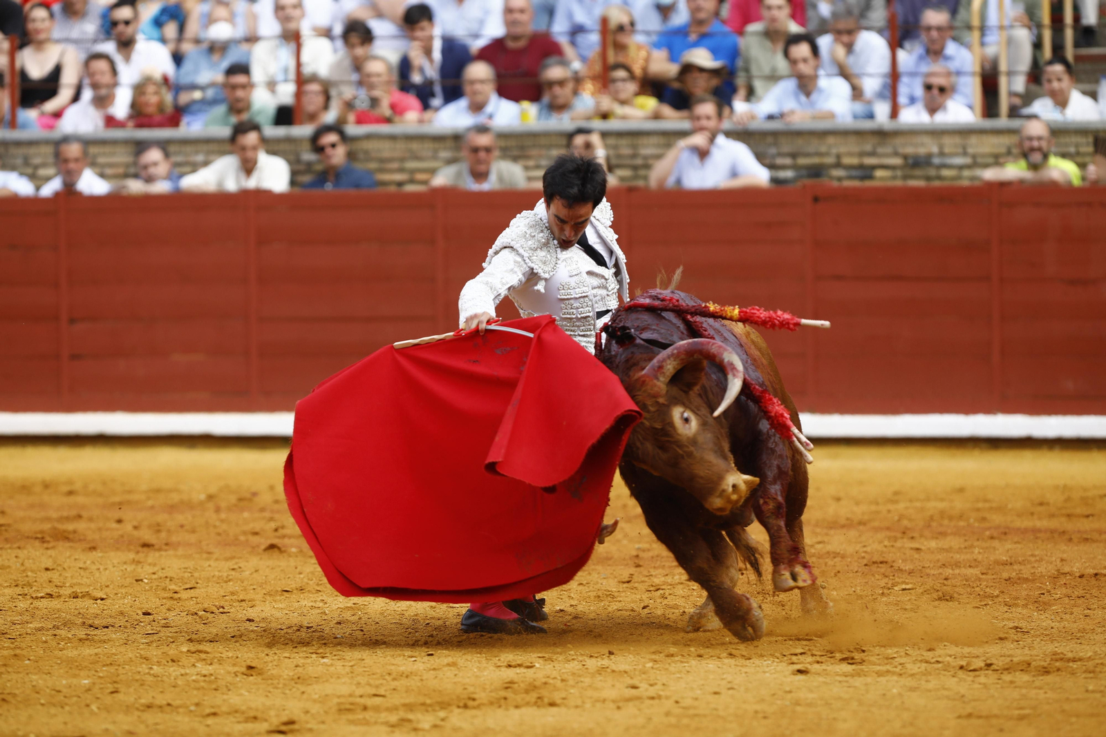 La corrida de Talavante, Roca Rey y Lagartijo, en Córdoba, en imágenes