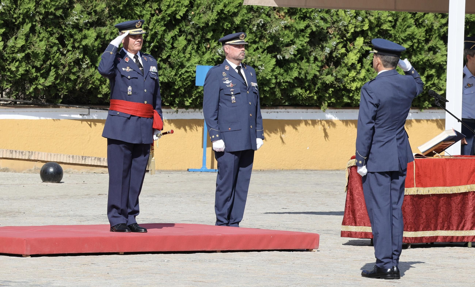 Toma de posesióndel coronel Luis Alberto Parallé