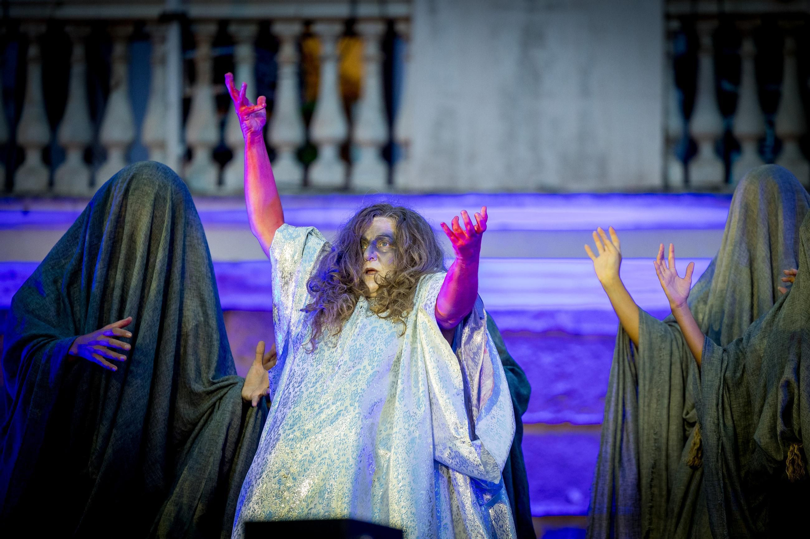 Las imágenes de Gades Romana 2025: la comitiva y el espectáculo inaugural en Cádiz