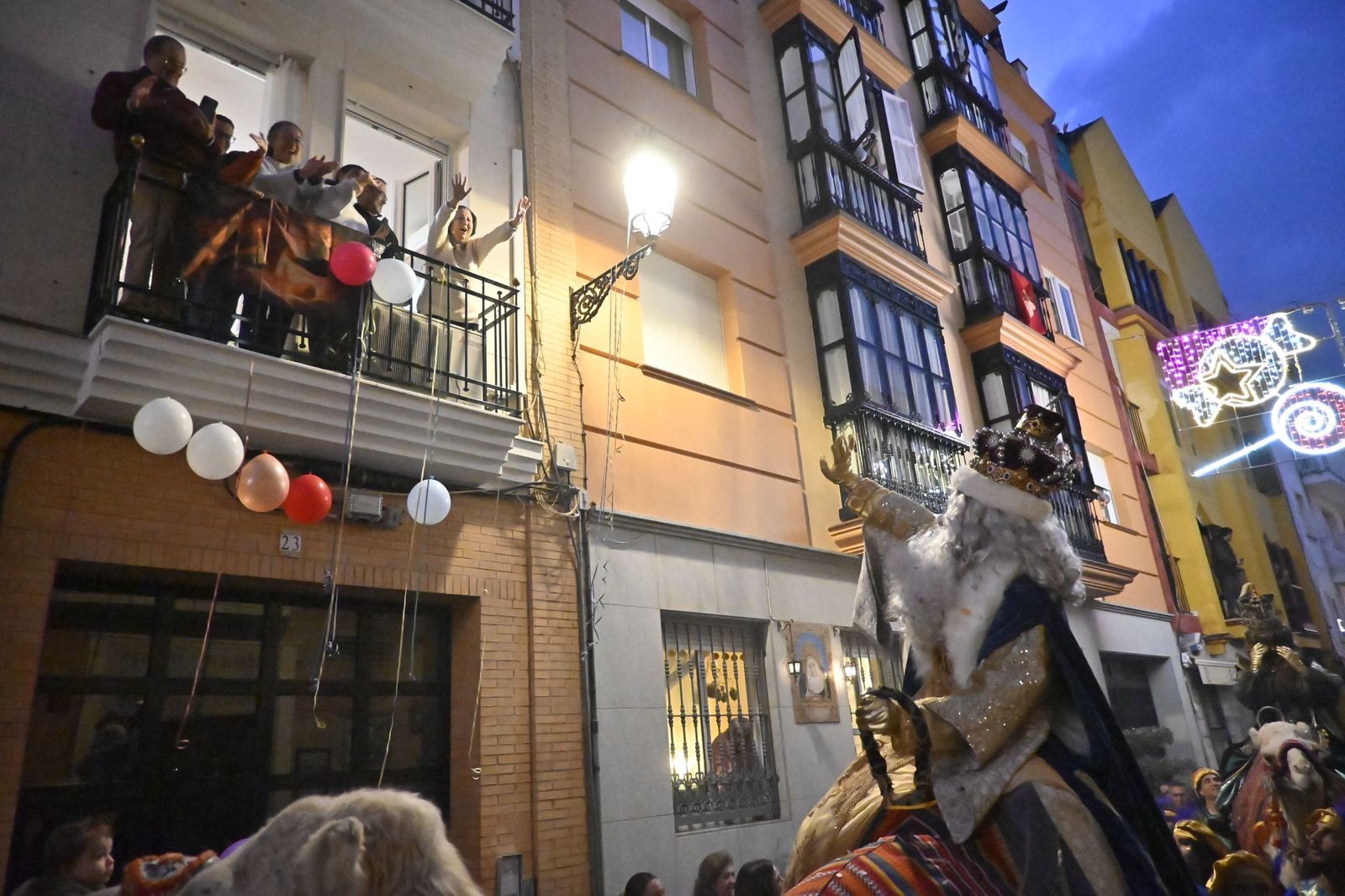 Las mejores fotografías de la llegada de los Reyes Magos a Huelva