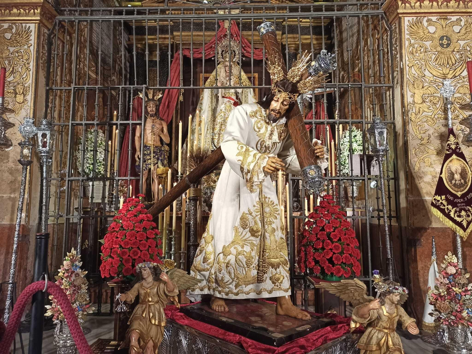 LUCENA. Cristo del Amor, Cristo de la Crucifixión y Virgen de la Paz de Lucena.